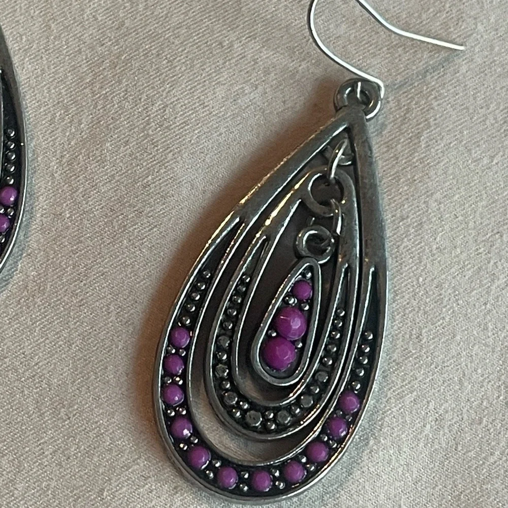 Vintage Silver and Purple Teardrop Earrings - Picture 4 of 4